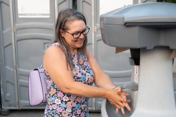 Best Luxury portable toilet rental  in Centre, AL